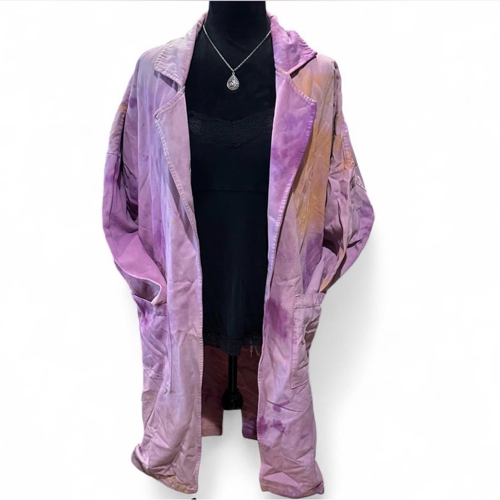 Elegant Lavender Tie-Dye Blazer